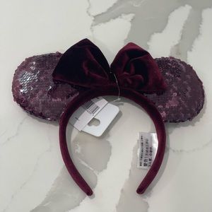 Disney Parks Burgundy Red Velvet Bow Sequin Ears Minnie Mouse Headband NEW